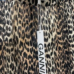 NEW WITH TAGS Ganni leopard print maxi skirt